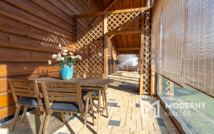 Na predaj rodinný s výhľadom na Vysoké Tatry a jazierkom na kúpanie