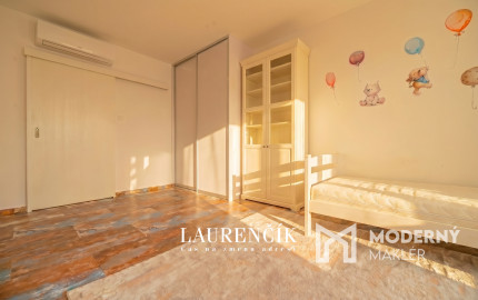 NA PRENÁJOM | 3 - IZBOVÝ BYT V ŠIRŠOM CENTRE TRENČÍNA | PET FRIENDLY