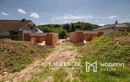 NA PREDAJ | 4 - IZBOVÝ RODINNÝ DOM | MELČICE LIESKOVÉ - ČASŤ DOLINA