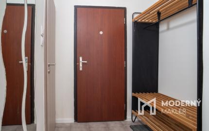 Na prenájom 3-izbový byt s loggiou v Bratislave – Dúbravke