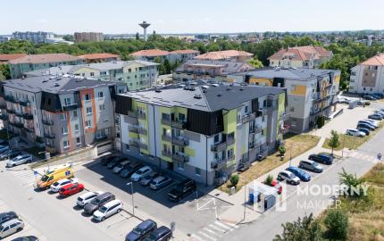 Na predaj 2-izbový byt s 2 garážovými státiami v Šamoríne