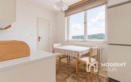 Na predaj 2-izbový byt s panoramatickým výhľadom | Možnosť 3 izieb v Považskej Bystrici