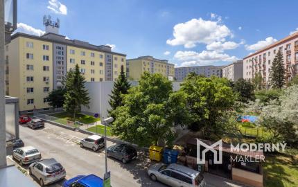 Na prenájom utulný 2-izbový byt, Bratislava – Nové Mesto