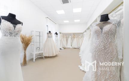 Na odstúpenie zabehnutý svadobný salón v Bardejove