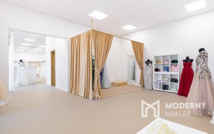 Na odstúpenie zabehnutý svadobný salón v Bardejove