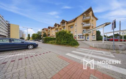 Na predaj kompletne zariadený 2,5 izbový byt na Kysuckej ulici v Senci