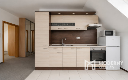 Na predaj štýlový 3-izbový mezonetový byt v centre Žiliny