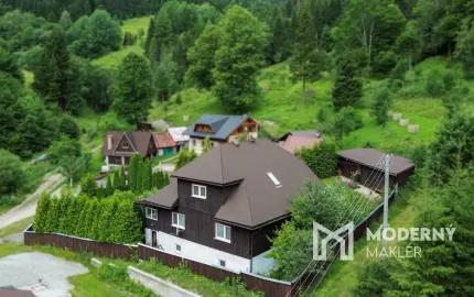 Na predaj investičný rodinný dom v srdci Zázrivej | 240 m² | Potenciál krátkodobého prenájmu