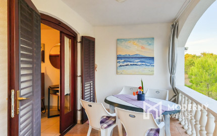 Na predaj 3-izbový apartmán na ostrove Vir v Chorvátsku