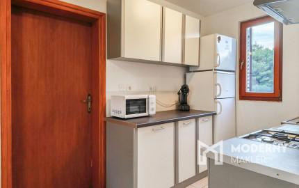 Na predaj 3-izbový apartmán na ostrove Vir v Chorvátsku