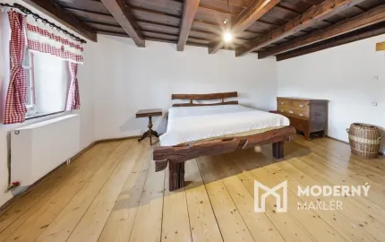 Na predaj útulný zrekonštruovaný 4-izbový vidiecky dom v Dolnom Lopašove