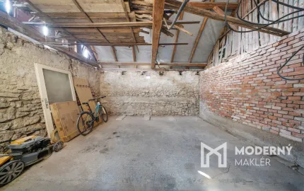 Na predaj útulný zrekonštruovaný 4-izbový vidiecky dom v Dolnom Lopašove