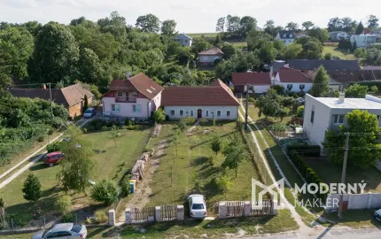 Na predaj útulný zrekonštruovaný 4-izbový vidiecky dom v Dolnom Lopašove