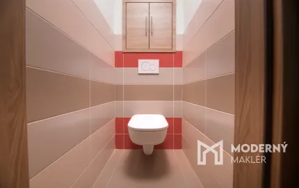 Na predaj 3-izbový byt s balkónom v Trenčíne na ulici Halalovka