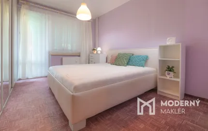 Na predaj 3-izbový byt s balkónom v Trenčíne na ulici Halalovka