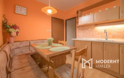 Na predaj 3-izbový byt s balkónom v Trenčíne na ulici Halalovka