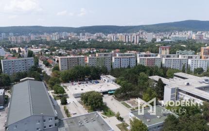 Na predaj 3-izbový byt (pôvodne 2-izbový) v Bratislave - Lamač