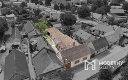 Na predaj 5-izbový rodinný dom v Šaštíne-Strážach