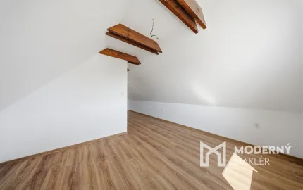 Na predaj 4-izbový rodinný dom v Moste pri Bratislave – časť Zelená Voda