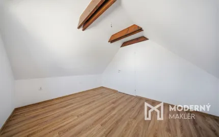 Na predaj 4-izbový rodinný dom v Moste pri Bratislave – časť Zelená Voda
