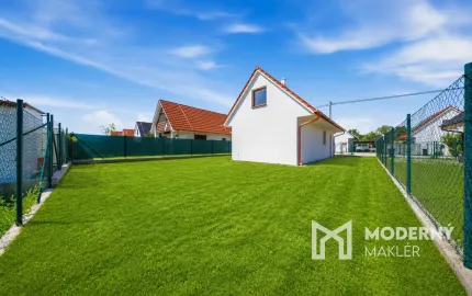 Na predaj 4-izbový rodinný dom v Moste pri Bratislave – časť Zelená Voda