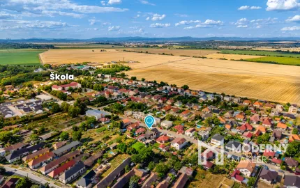 Na predaj veľkometrážny 4-izbový rodinný dom v obci Jur nad Hronom
