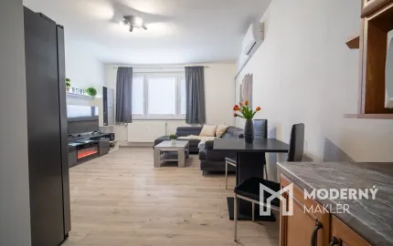 Na prenájom kompletne zrekonštruovaný 2-izbový byt vo Vrábľoch