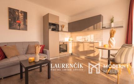 NA PREDAJ | 1 -IZBOVÝ BYT NA UL. KARPATSKÁ | GREENBAY RESIDENCE - TRENČÍN