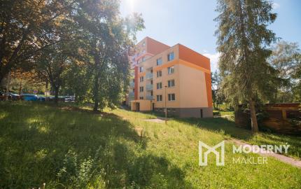 Na predaj štýlový 3-izbový byt so šatníkom v Trenčíne – Sídlisko Juh II