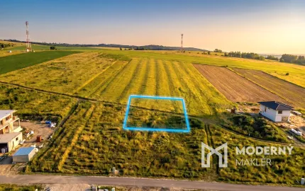 Na predaj rovinatý stavebný pozemok v obci Zubrohlava