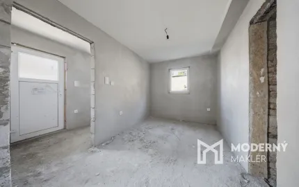 Na predaj 3-izbový rodinný dom v Seredi