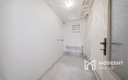 Na predaj priestranný 3-izbový rodinný dom v Suchej nad Parnou