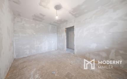 Na predaj priestranný 3-izbový rodinný dom v Suchej nad Parnou