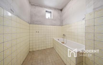 Na predaj priestranný 3-izbový rodinný dom v Suchej nad Parnou