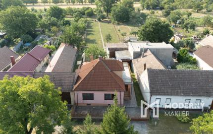 Na predaj priestranný 3-izbový rodinný dom v Suchej nad Parnou