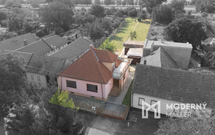 Na predaj priestranný 3-izbový rodinný dom v Suchej nad Parnou