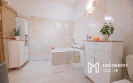 NA PREDAJ | 2 - IZBOVÝ BYT V ŠIRŠOM CENTRE | TRENČÍN - G. M. R. ŠTEFÁNIKA