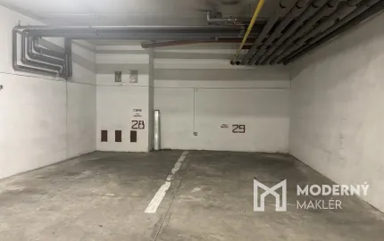 Na prenájom parkovacie miesta v centre Starého Mesta
