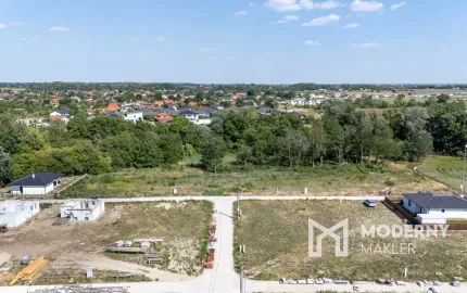 Na predaj stavebné pozemky pre rodinné domy v Moste pri Bratislave – časť Zelená Voda