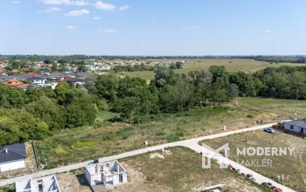 Na predaj stavebné pozemky pre rodinné domy v Moste pri Bratislave – časť Zelená Voda