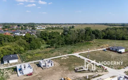 Na predaj stavebné pozemky pre rodinné domy v Moste pri Bratislave – časť Zelená Voda