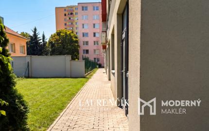 NA PRENÁJOM | OBCHODNÝ PRIESTOR V ŠIRŠOM CENTRE | TRENČÍN - UL.  IVANA OLBRACHTA