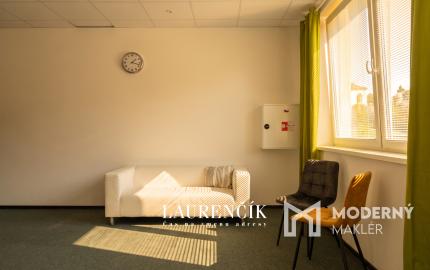 NA PRENÁJOM | OBCHODNÝ PRIESTOR V ŠIRŠOM CENTRE | TRENČÍN - UL.  IVANA OLBRACHTA