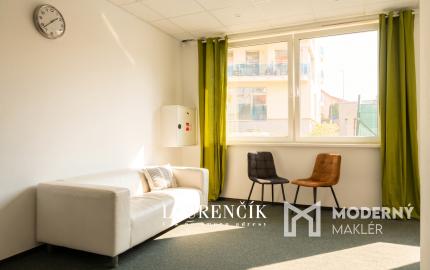 NA PRENÁJOM | OBCHODNÝ PRIESTOR V ŠIRŠOM CENTRE | TRENČÍN - UL.  IVANA OLBRACHTA