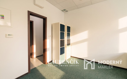 NA PRENÁJOM | OBCHODNÝ PRIESTOR V ŠIRŠOM CENTRE | TRENČÍN - UL. I. OLBRACHTA