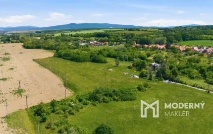 Na predaj investičný pozemok vo Vieske nad Žitavou