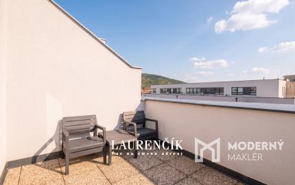 NA PREDAJ | 3 -IZBOVÝ BYT V NOVOSTAVBE | VINOHRADY - TRENČÍN | 3 TERASY A GARÁŽ