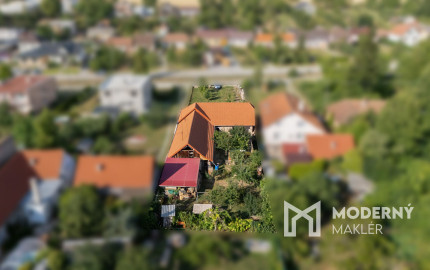 Na predaj útulný zrekonštruovaný 4-izbový vidiecky dom v Dolnom Lopašove