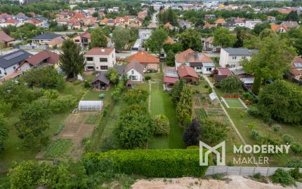 Na predaj rodinný dom s veľkou záhradou ideálny na bývanie aj podnikanie v Nitre