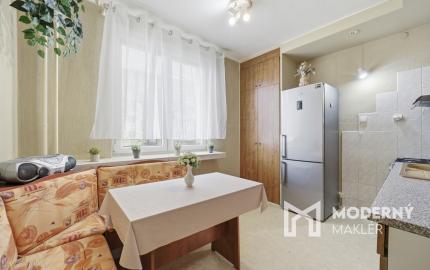 Na predaj jedinečný 4-izbový byt v centre Nitry